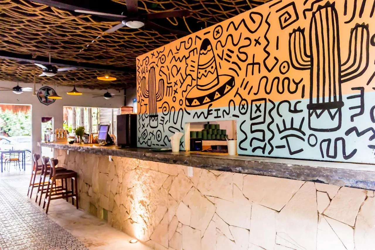 Oostel Smart Hostel - Tulum Playa